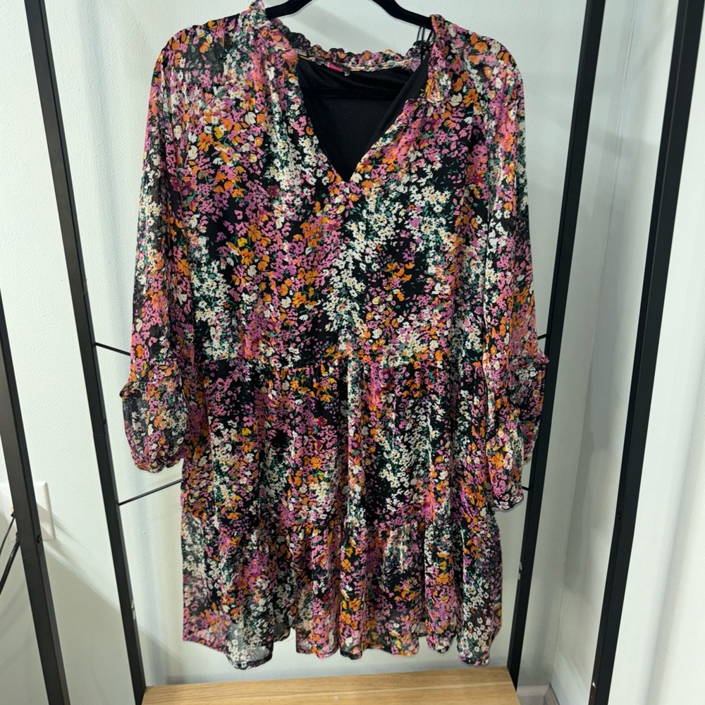 Vince Camuto Ditsy Floral 3 Tiered Balloon Sleeve Ruffled V Neck Dress size XL